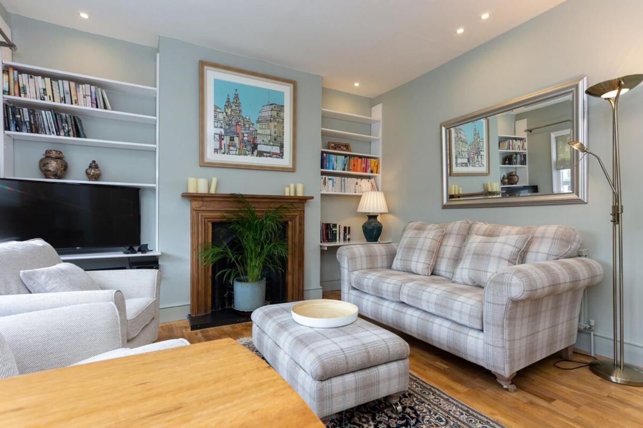 Quaint 2 Bedroom Flat - 9 Minutes Walk To Vauxhall Tube Londres Exterior foto